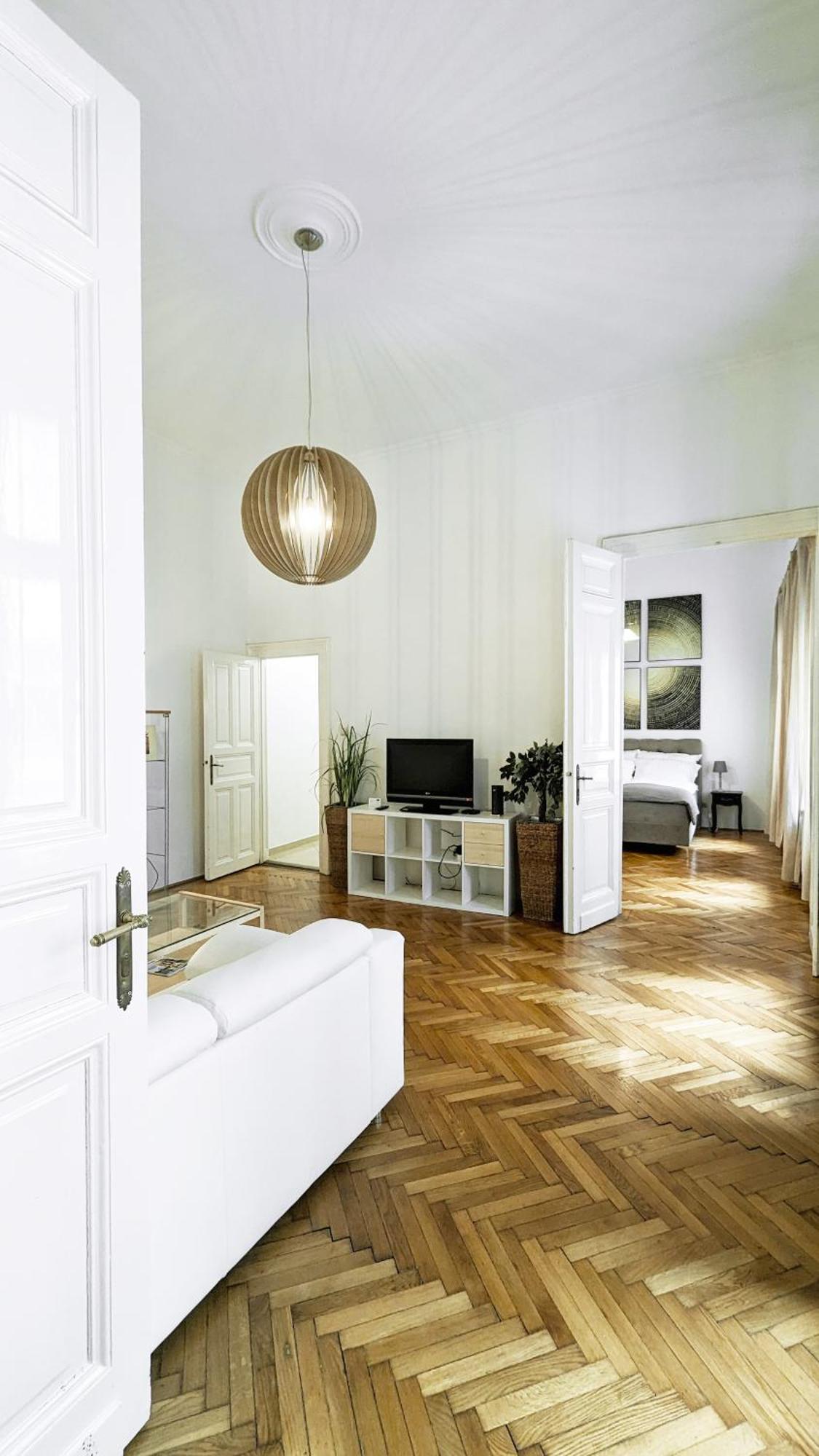 Heart Of The City, Entire Very Big Apartment Boedapest Buitenkant foto